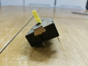 Microinterruptor de secadora GE 212D1097P001 (garantía de devolución de dinero)-