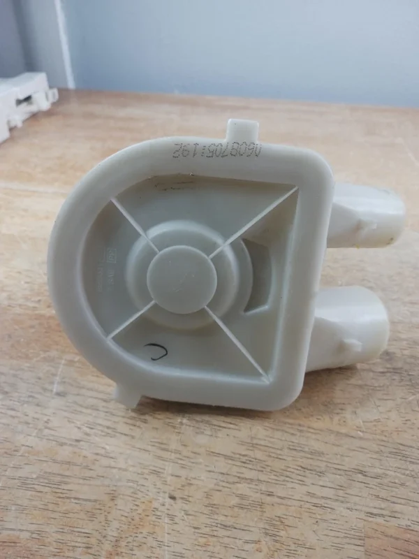 Bomba de drenaje para lavadora Whirlpool 8559389-