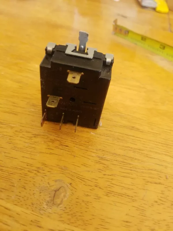 Interruptor de temperatura de secadora GE 212D1261P003 (garantía de devolución de dinero)-