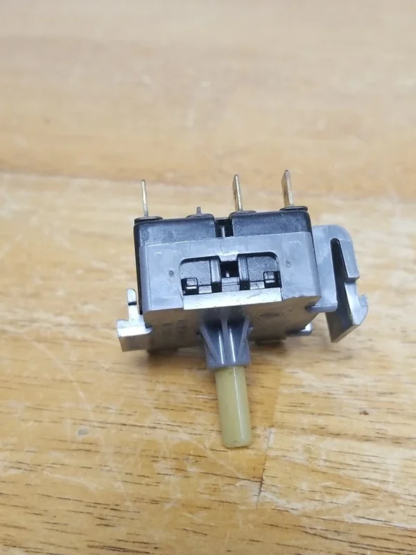 Interruptor de lavadora Maytag 62302180 (garantía de devolución de dinero)-