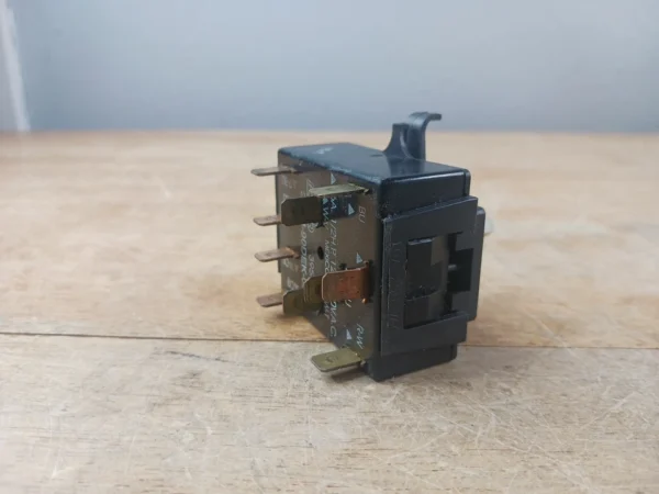 Interruptor de lavadora Whirlpool 3954573-