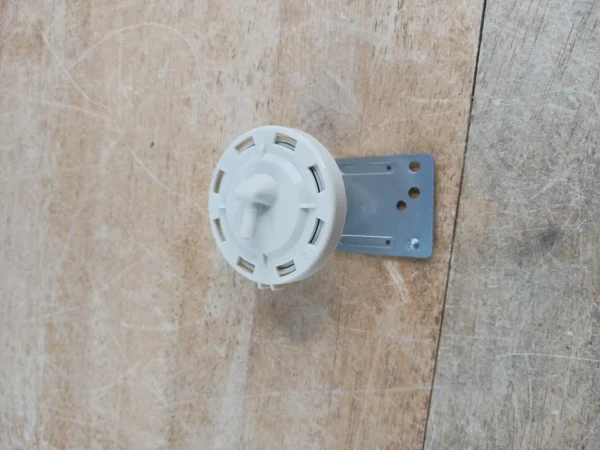 Interruptor de presión para lavadora Lg 6601er1006-