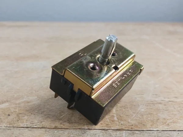 Interruptor selector de horno GE 8053511-