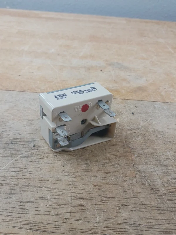 Interruptor Frigidaire Range Infinite 316436001-
