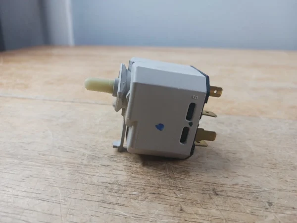 Interruptor de arranque secadora Whirlpool W10117655-