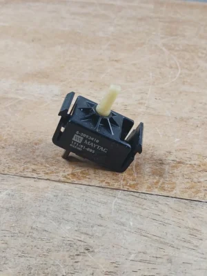Interruptor de temperatura para lavadora GE 175D2314P005 (garantía de devolución de dinero)-