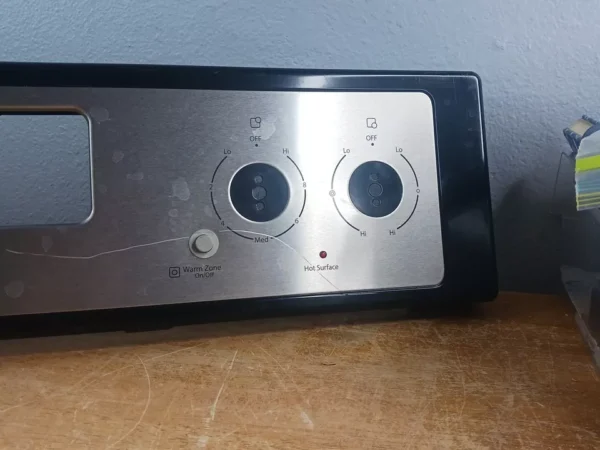 Panel de control de estufa Whirlpool W11231393