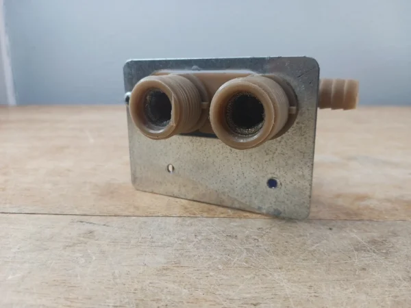 Válvula de entrada de agua para lavadora Frigidaire 131900200-