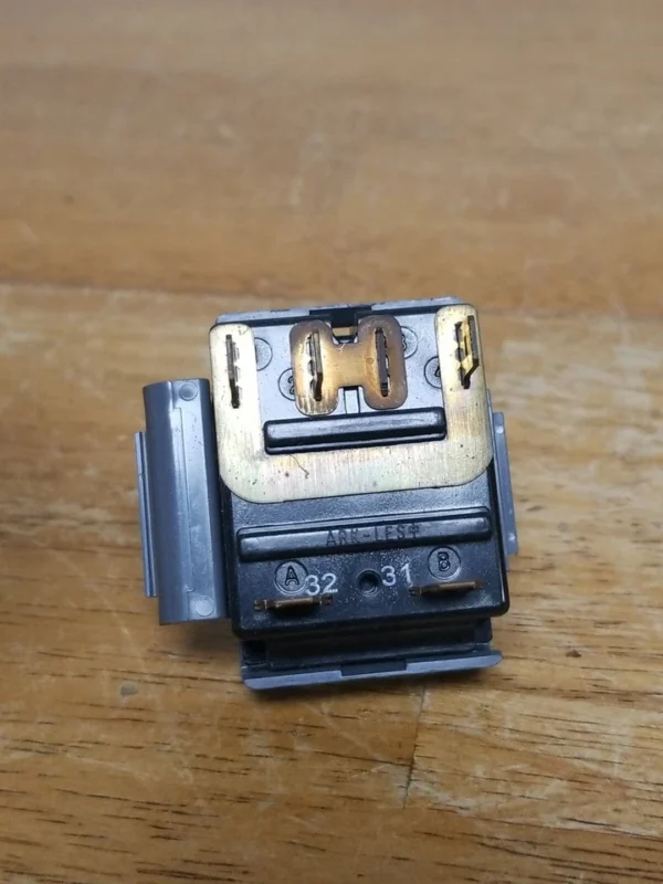 Interruptor de lavadora Maytag 62302180 (garantía de devolución de dinero)-