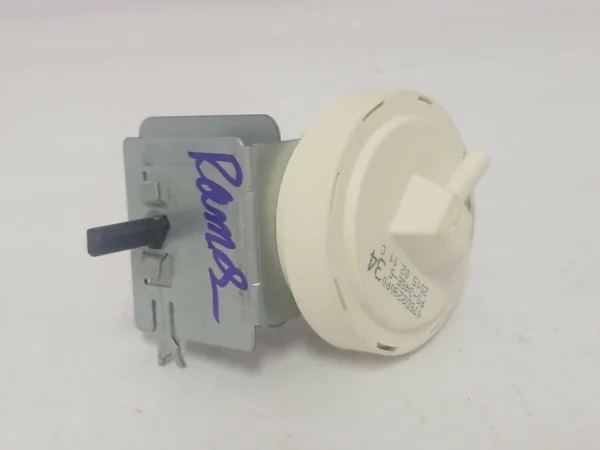 Interruptor de presión ge lavadora wh12x10076, 175D2290p034.-