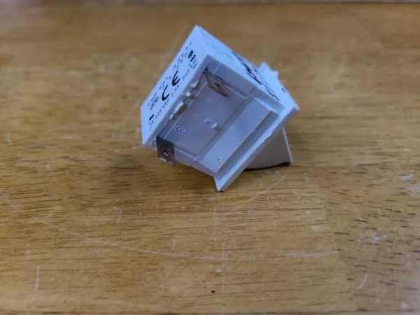 Whirlpool/Roper Refrigerator Light/Lamp/Door Switch W11384469 AP6893312