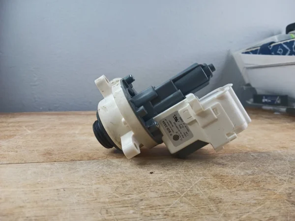 Whirlpool Washer Drain Pump W10661045