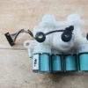 Válvula de entrada de agua para lavadora Whirlpool W11096267-