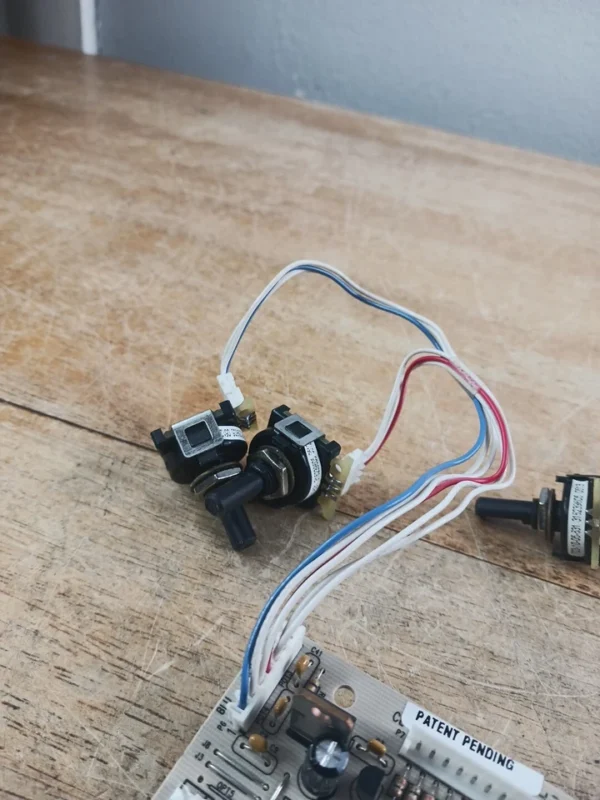Placa de control de rango Frigidaire 316426400-