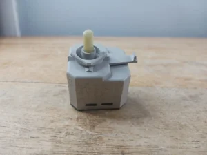 Interruptor de arranque secadora Whirlpool W10117655-