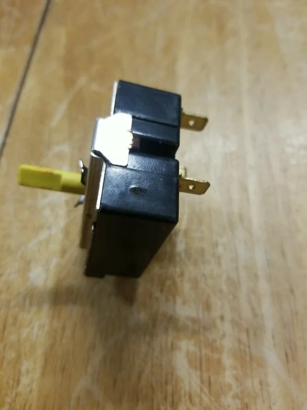 Microinterruptor de secadora GE 212D1097P001 (garantía de devolución de dinero)-