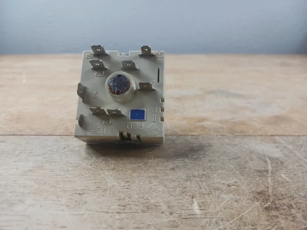 Interruptor GE Range Infinite 191D2990p003-