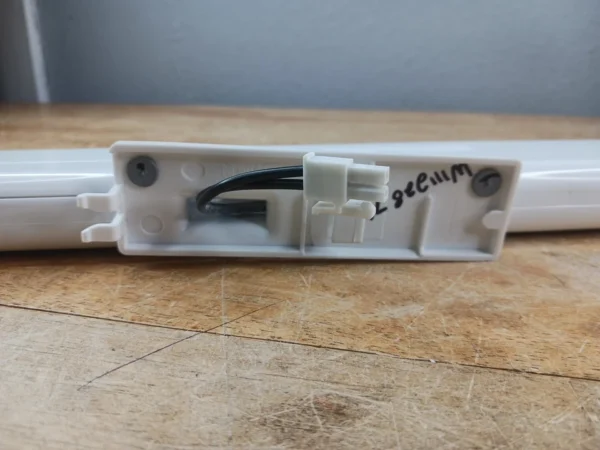Aleta para puerta de refrigerador Whirlpool W11122876-