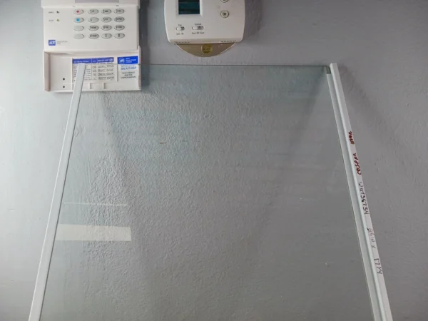 Scratched Whirlpool Refrigerator Crisper Glass W11736734 28in X 17 1/4in