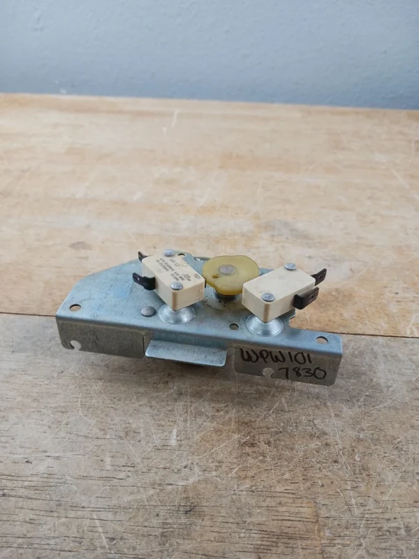Kitchenaid Stove Door Latch Wpw10107830