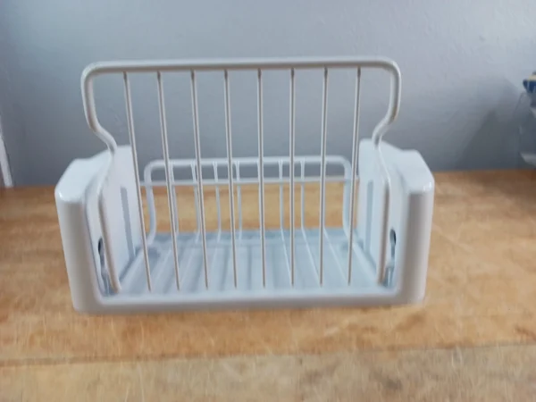 GE Refrigerator Door Tilt Basket 200D2356p001