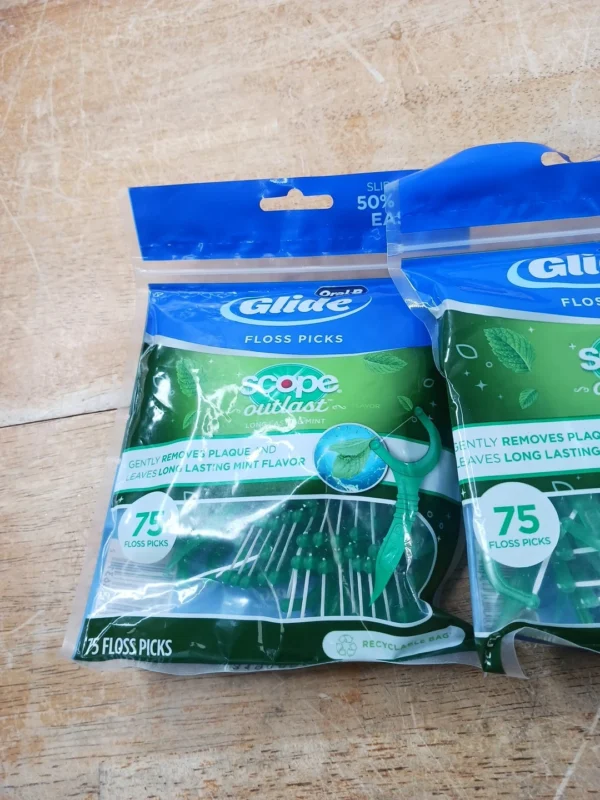 3 Pack Oral-B Glide Complete with Scope Outlast Dental Floss Picks 225 Total
