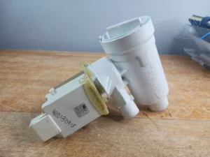 Whirlpool Washer Drain Pump W10130913