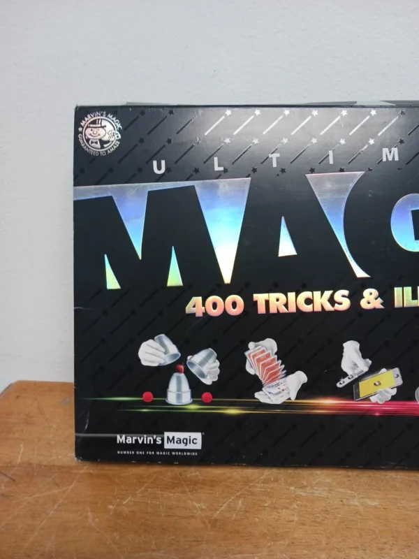 Marvin & #039; s Magic Ultimate Magic Set 400 Tricks & amp; Illusions - Open Box