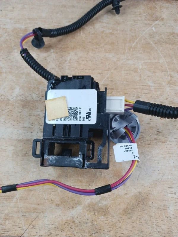 GE Washer Lid Lock 290D1580p002