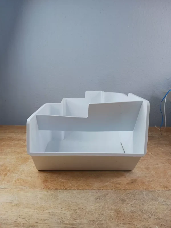 Ge Refrigerator Ice Bucket 197d8124p001