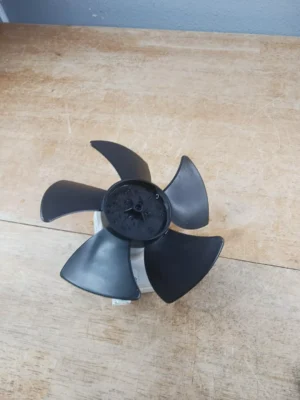 Whirlpool Refrigerator Condenser Fan W10909377