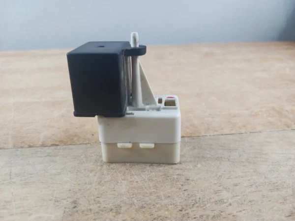 GE Refrigerator Start Relay 197D4848P014