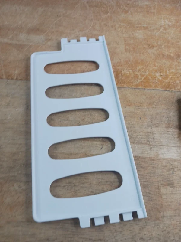 Whirlpool Refrigerator Bin Divider 67006373