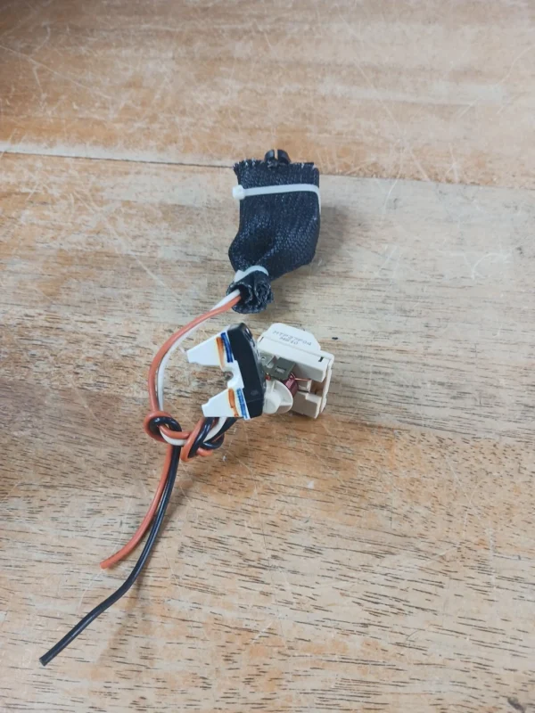 GE Refrigerator Run Capacitor And Relay Wr55x24064 , 302Lebyy, MTP37F04