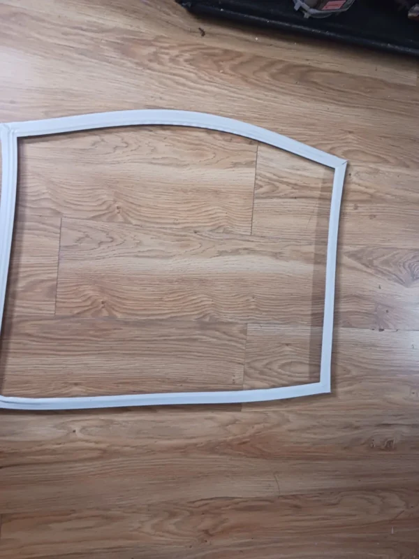 Frigidaire Freezer Gasket 5304528904