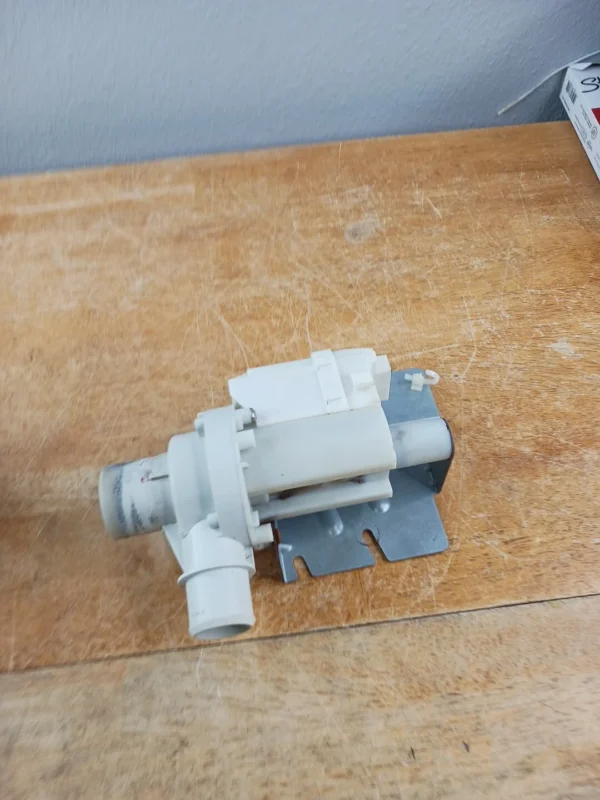 GE Washer Drain Pump 237D1113G001