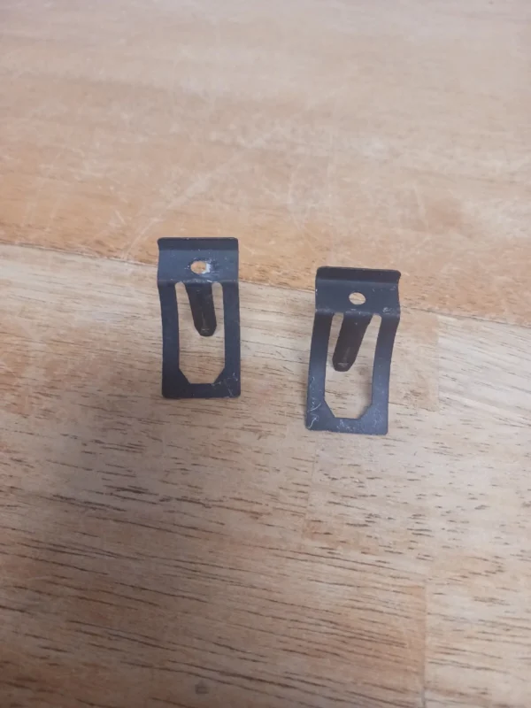 2x Frigidaire Range Mounting Clip 316461700