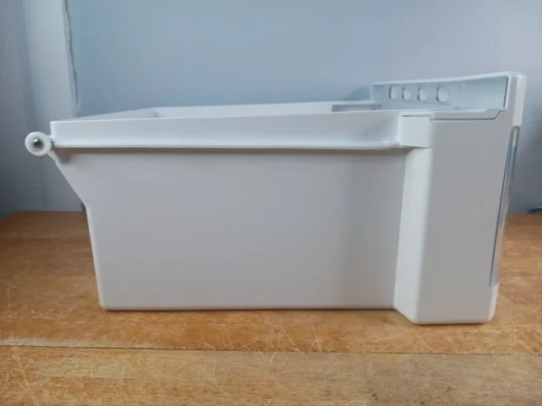 Kitchenaid Refrigerator Crisper Drawer 2219988 Small Crack in handle