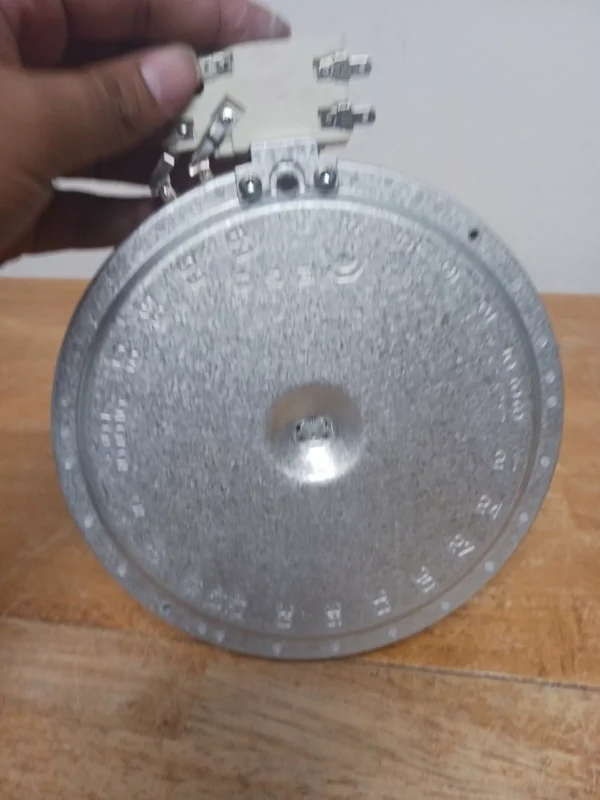 Frigidaire Range 6.5in Burner 318178110 (Money Back Guarantee)