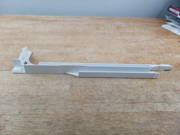 GE Refrigerator Rail 197D6914P001
