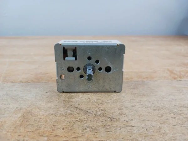 Ge Range Infinite Switch 191D5452p002