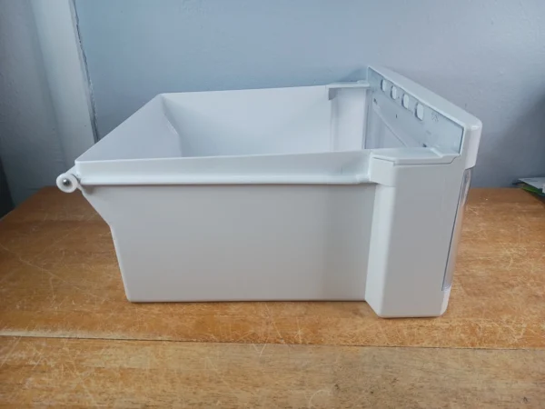 Kitchenaid Refrigerator Crisper Drawer 2219988 Small Crack in handle