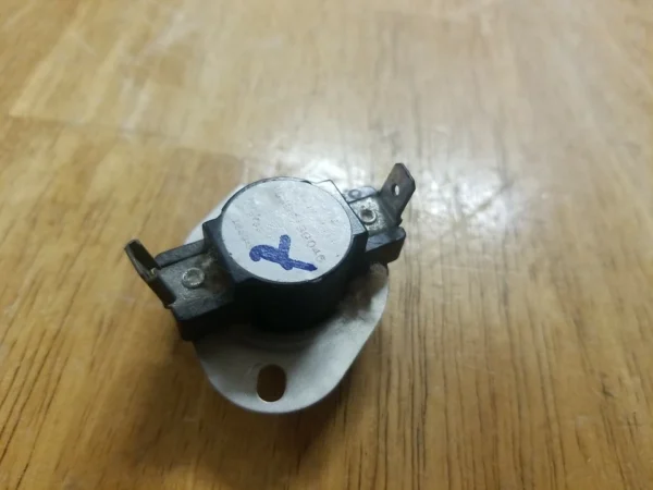 GE Dryer Thermostat 963D818G045 (Money Back Guarantee)