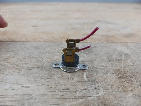 Frigidaire Dryer Thermal Fuse 134711401
