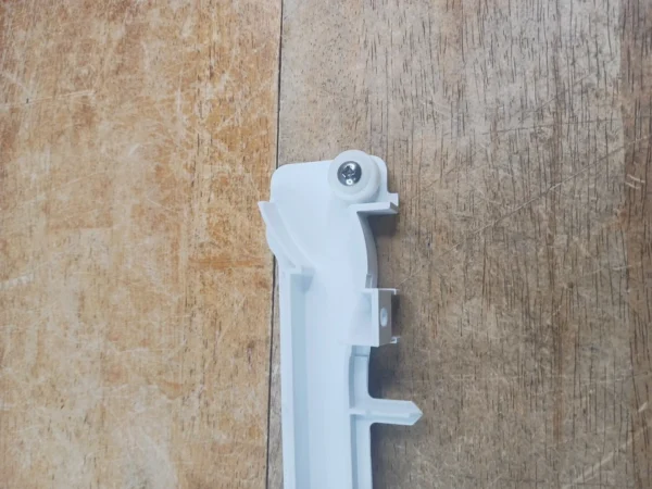 Whirlpool Refrigerator Crisper Rail W10667972