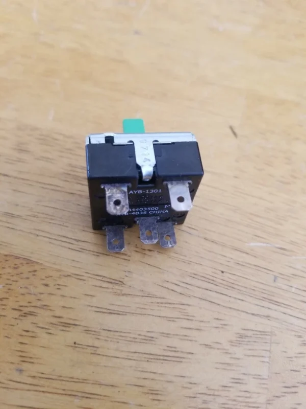 Frigidaire Washer Temperature Switch 134403500 (Money Back Guarantee)