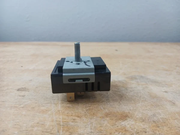 Frigidaire Range Infinite Switch A17367701