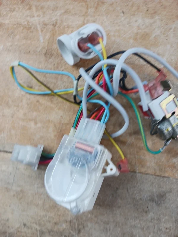 Frigidaire Refrigerator Thermostat & Defrost Timer 3art5vc158 & 240371001