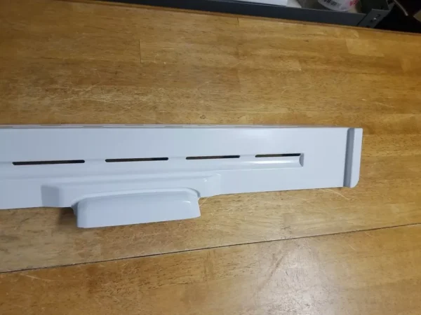 Whirlpool Refrigerator Vent Cover W10687846 (Money Back Guarantee)