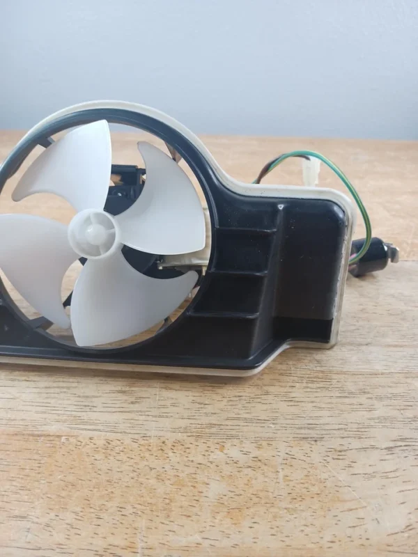 Whirlpool Refrigerator Ice Bucket W10663722
